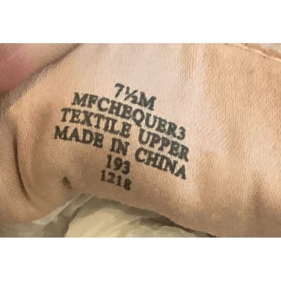 Marc Fisher Light Pink Studded Faux Suede Slip-On Espadrilles Size 7.5 - Picture 9 of 10